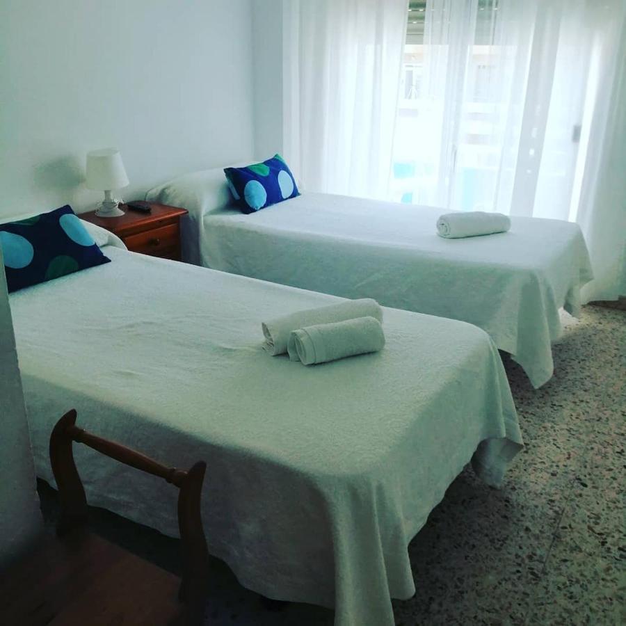 Hostal La Parada Hotel Huelva Luaran gambar