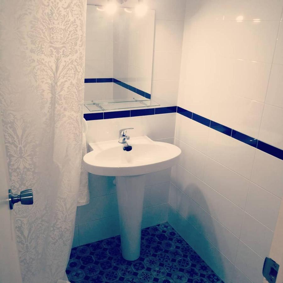 Hostal La Parada Hotel Huelva Luaran gambar